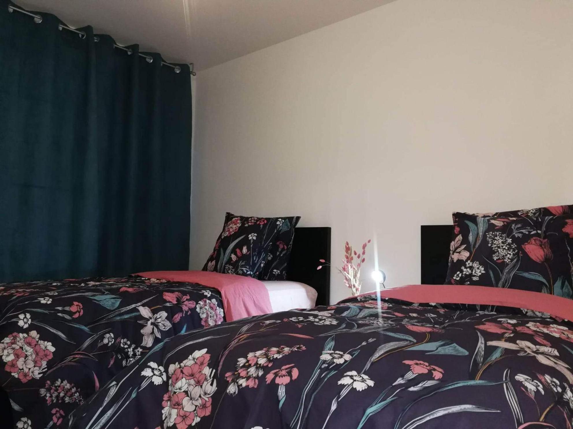Bel Appartement Familial Cenon Exteriör bild
